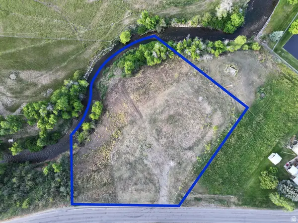 3025 N Morgan Valley Dr, Porterville, UT 84050