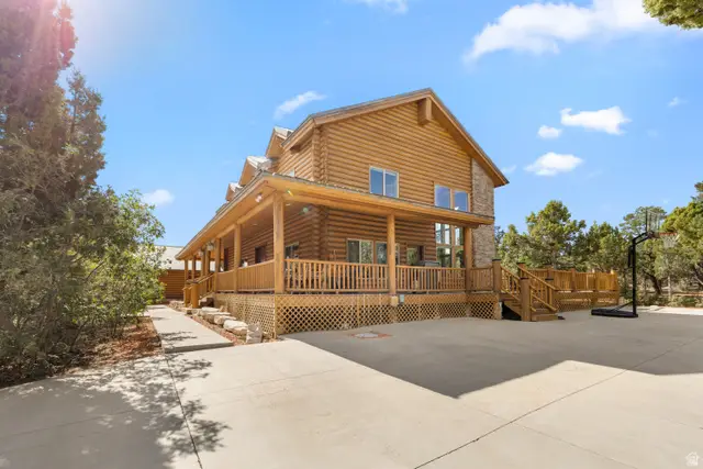 615 S Zion Dr, Orderville, UT 84758 - #2