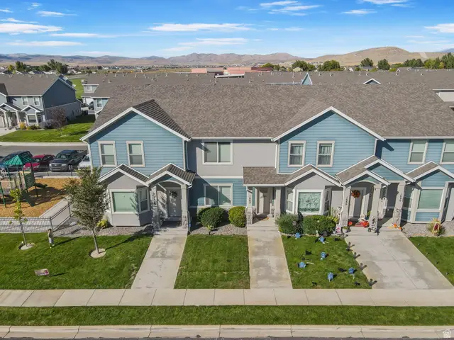 1682 E Stone Creek Way, Eagle Mountain, UT 84005 - #3