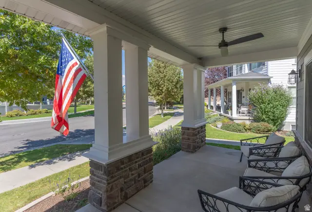 11631 S Lake Run Rd, South Jordan, UT 84009 - #3