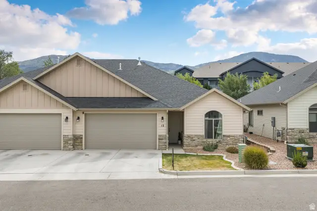 1121 S Cedar Knolls Dr #12, Cedar City, UT 84720 - #2