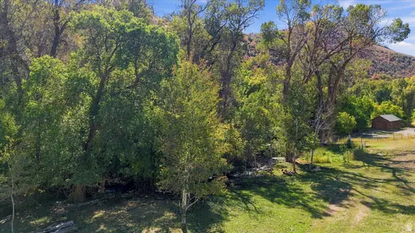 2705 E Canyon Rd, Smithfield, UT 84335