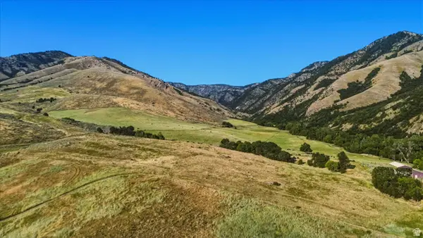2759 E Canyon Rd, Smithfield, UT 84335