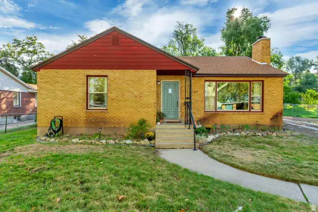 4060 S Liberty Ave, South Ogden, UT 84403 - #1