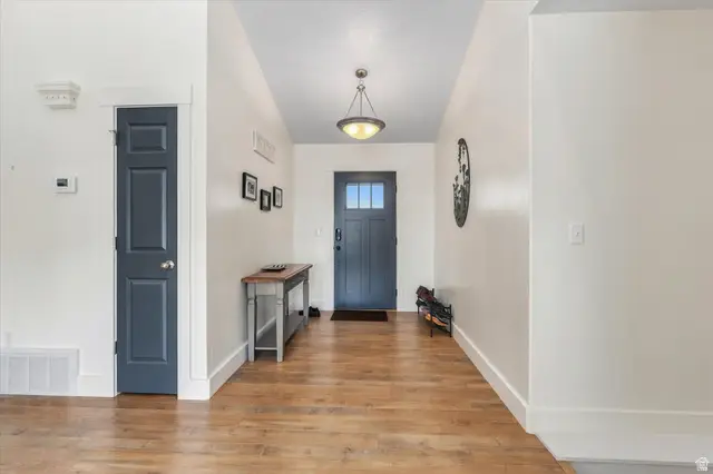 952 E 100 N, Hyde Park, UT 84318 - #3