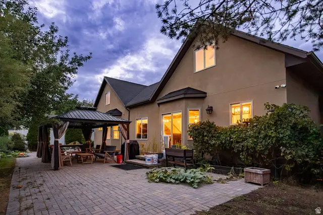 4523 W Park Bend Ct S, Riverton, UT 84096 - #2