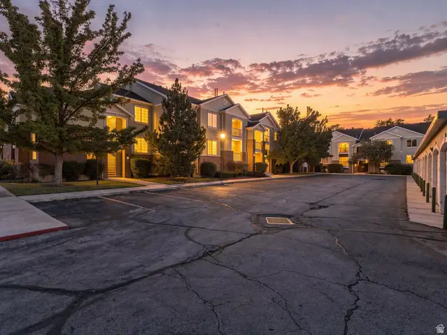 150 S 800 E #G1, Salt Lake City, UT 84102 - #1