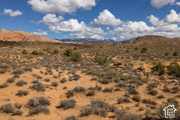 1301 N Kayenta Dr, Moab, UT 84532