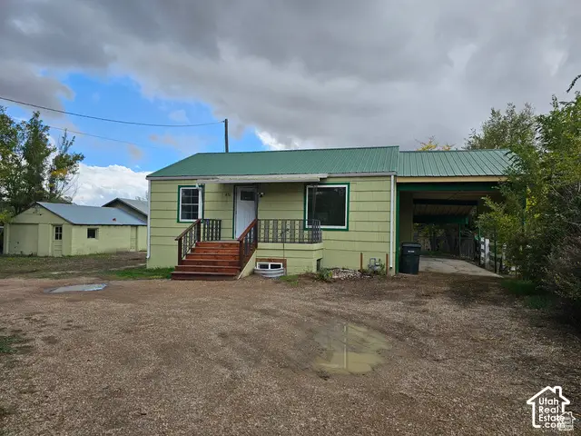 496 E Main St, Wellington, UT 84542 - #1