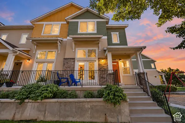 1058 E Garden Bend Pl S, Sandy, UT 84094