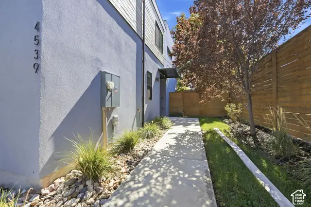 4539 S Bleecker Pl, Millcreek, UT 84117 - #1