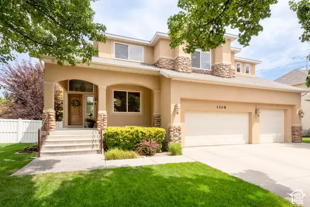 1208 W Saddle Bluff Dr, Murray, UT 84123 - #2
