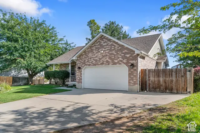 3925 W Dunkeld St S, South Jordan, UT 84095 - #3