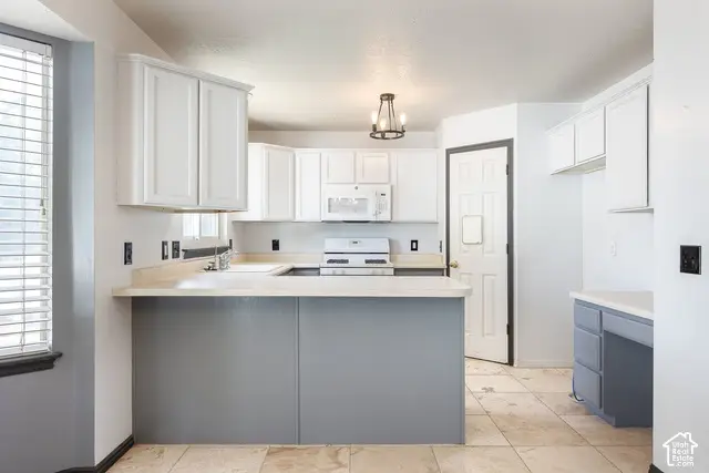 119 Spyglass Dr, Stansbury Park, UT 84074 - #2