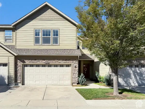 13498 S Leaf Wing Ln, Riverton, UT 84096