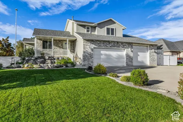 1106 W 2700 S, Syracuse, UT 84075