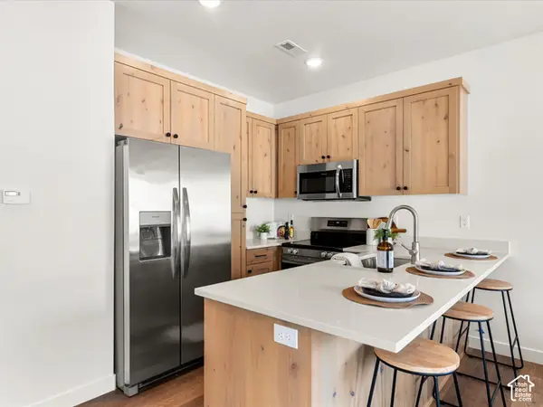 72 Cedar Ln, Malad City, ID 83252