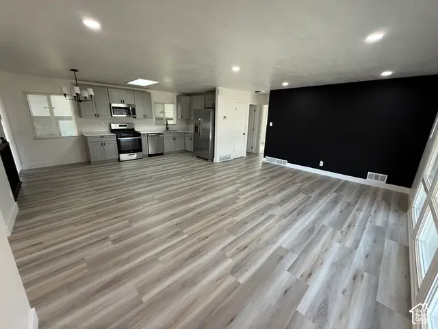 5058 S 550 W, Washington Terrace, UT 84405 - #2