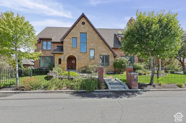 8415 S Red River Rd, Sandy, UT 84093