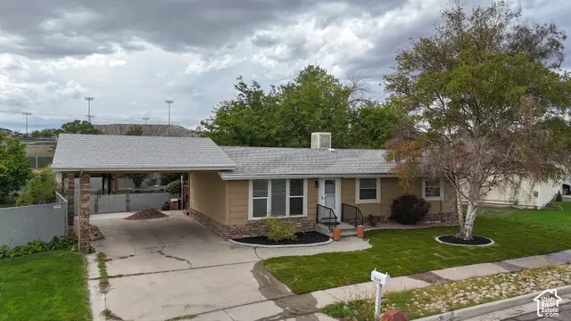 569 N Cottonwood Rd, Price, UT 84501 - #1