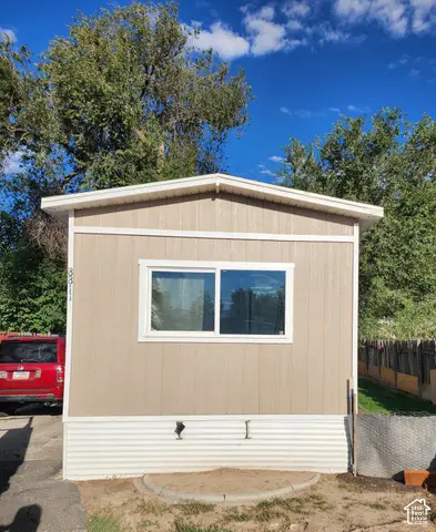 8811 S Cambridge Cir W, Sandy, UT 84070 - #1