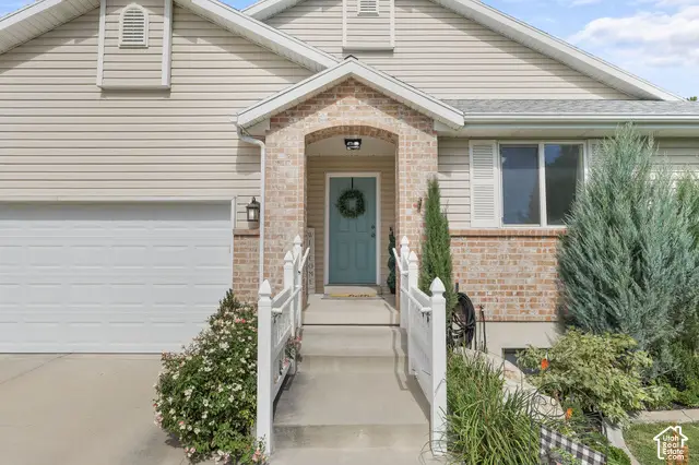 3866 W Augusta, Syracuse, UT 84075 - #3