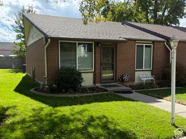 6092 S 2075 St E, Holladay, UT 84121