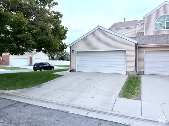 5037 S Scarsdale Ct W, Taylorsville, UT 84129 - #1