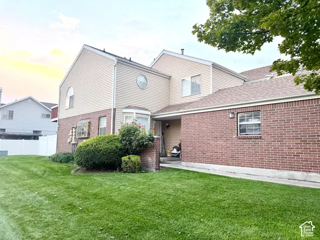 5037 S Scarsdale Ct W, Taylorsville, UT 84129 - #3