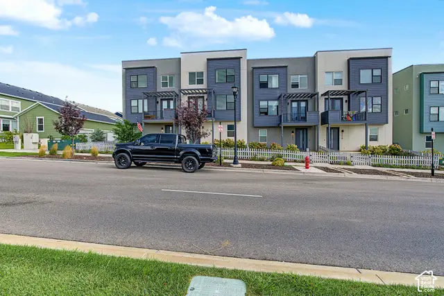 6366 W South Jordan Pkwy S, South Jordan, UT 84009 - #2