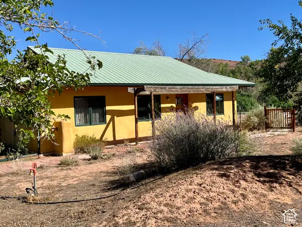 1587 Huntcreek Dr, Moab, UT 84532