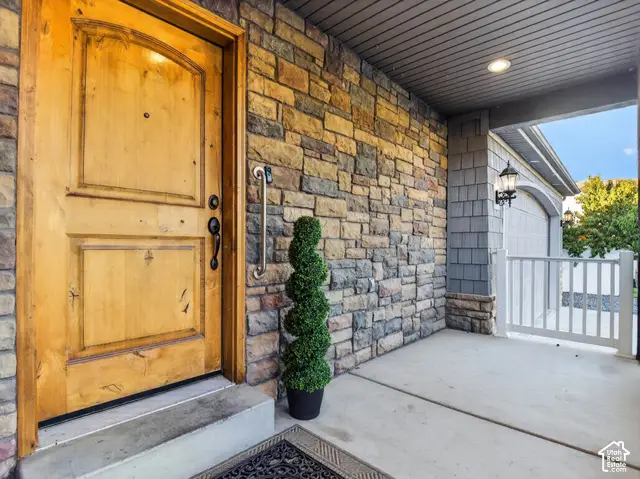 2538 S Cimmaron Dr E, Springville, UT 84663 - #3