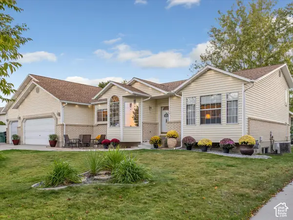 9136 S Teton Estates Dr W, West Jordan, UT 84088