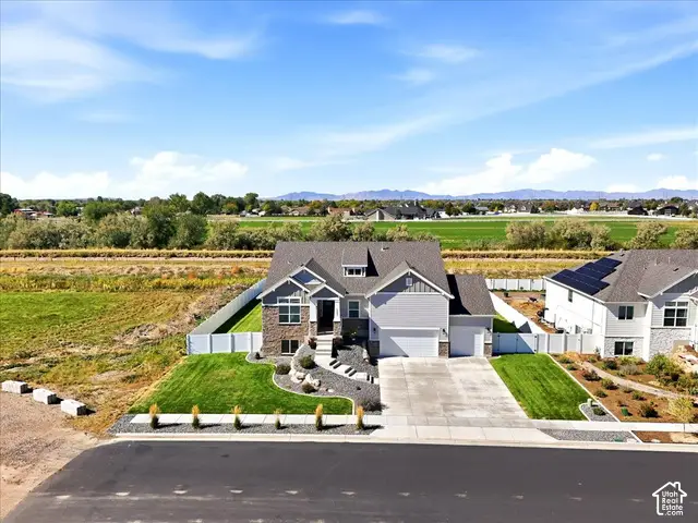 1993 N 2250 W, Farr West, UT 84404 - #2