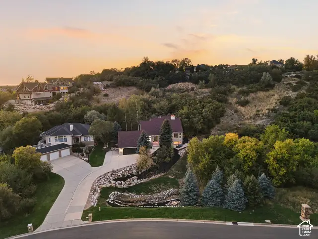 2119 E Oak Ln, Layton, UT 84040 - #3
