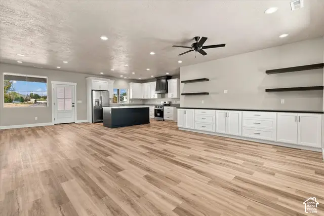 60 W 725 N, Central Valley, UT 84754 - #3
