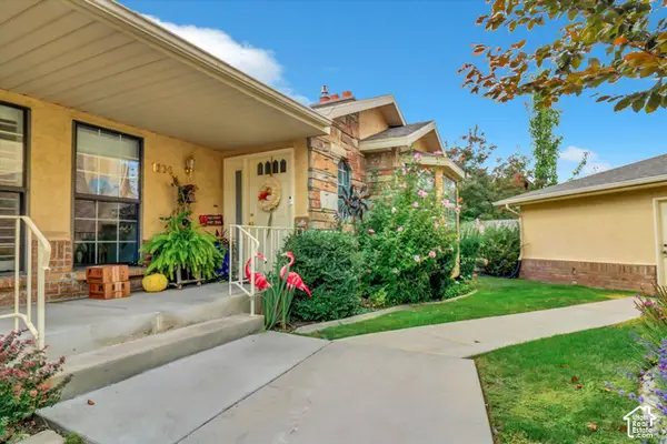 1106 E Brigadoon Ct S, Holladay, UT 84117