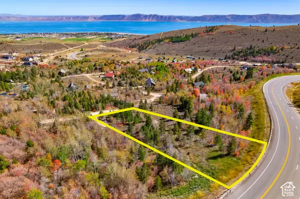 1111 S Lakeview Dr #A102, Garden City, UT 84028