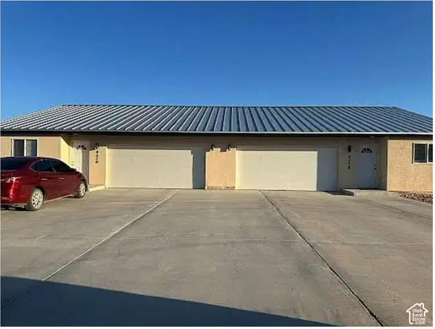 427 N Meadow Ln, Tropic, UT 84776 - #1