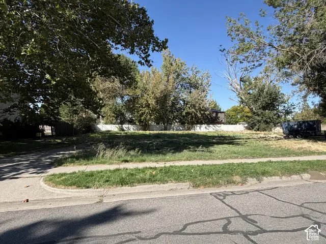 630 S 300 E, Centerville, UT 84014 - #3