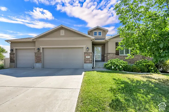 1051 S 1925 W, Syracuse, UT 84075 - #1