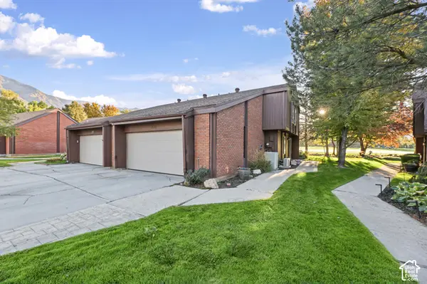 29 White Barn Dr, Pleasant View, UT 84414