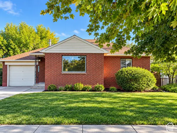 1142 W Talisman Dr N, Salt Lake City, UT 84116