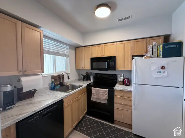 834 E 3950 S #B, Murray, UT 84107 - #3