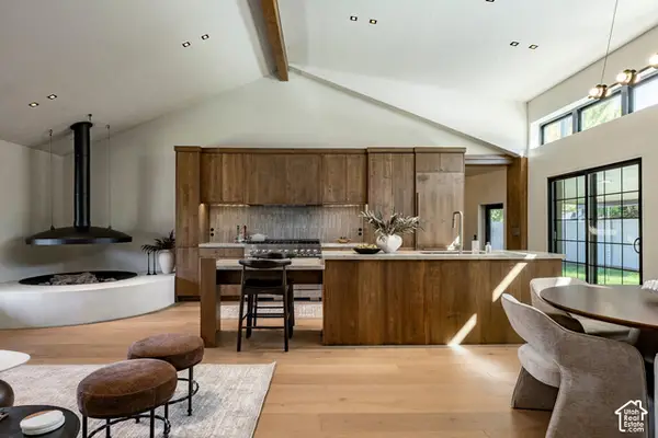 3983 S Mercury Dr, Holladay, UT 84124
