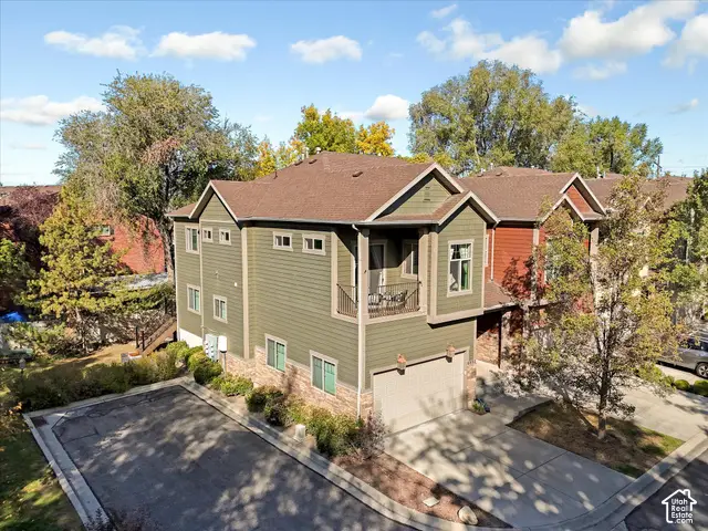 4832 S Brooks Way, Holladay, UT 84117 - #2
