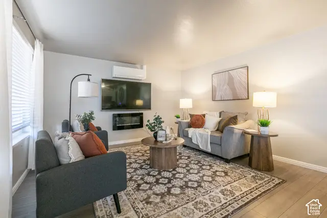 3064 S 300 E #8, Salt Lake City, UT 84115 - #2