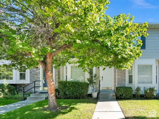 958 N Independence Ave, Provo, UT 84604 - #2