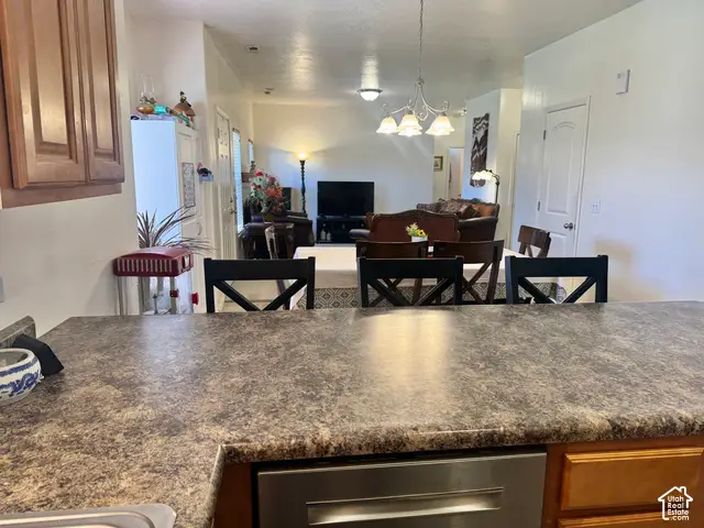 422 E 500 S #UNIT E, Vernal, UT 84078 - #2
