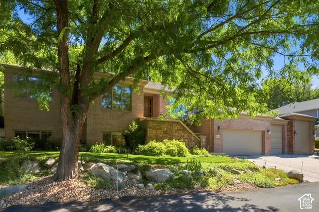 2351 E Royal Ln, Cottonwood Heights, UT 84093 - #1